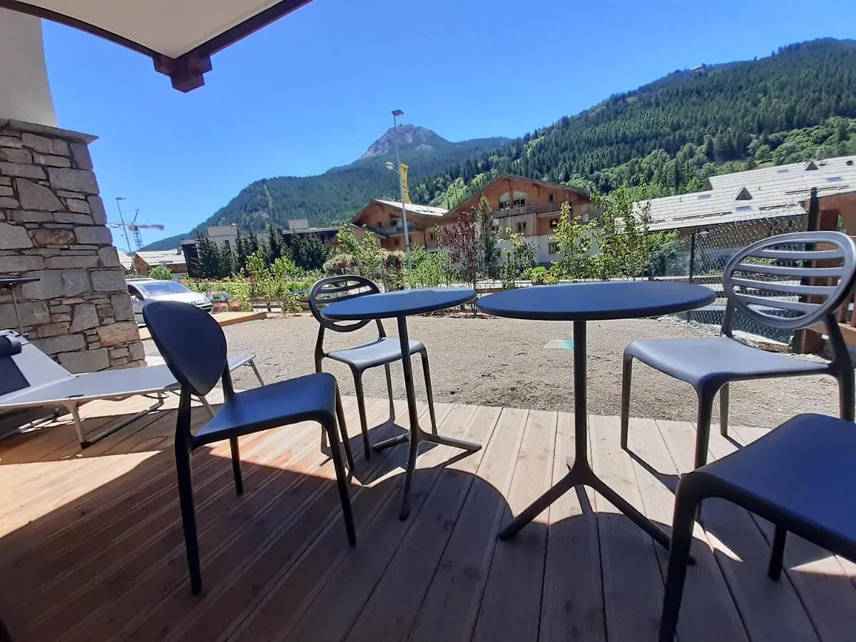 Superbe appartement T3 haut de gamme avec terrasse Saint-Chaffrey France