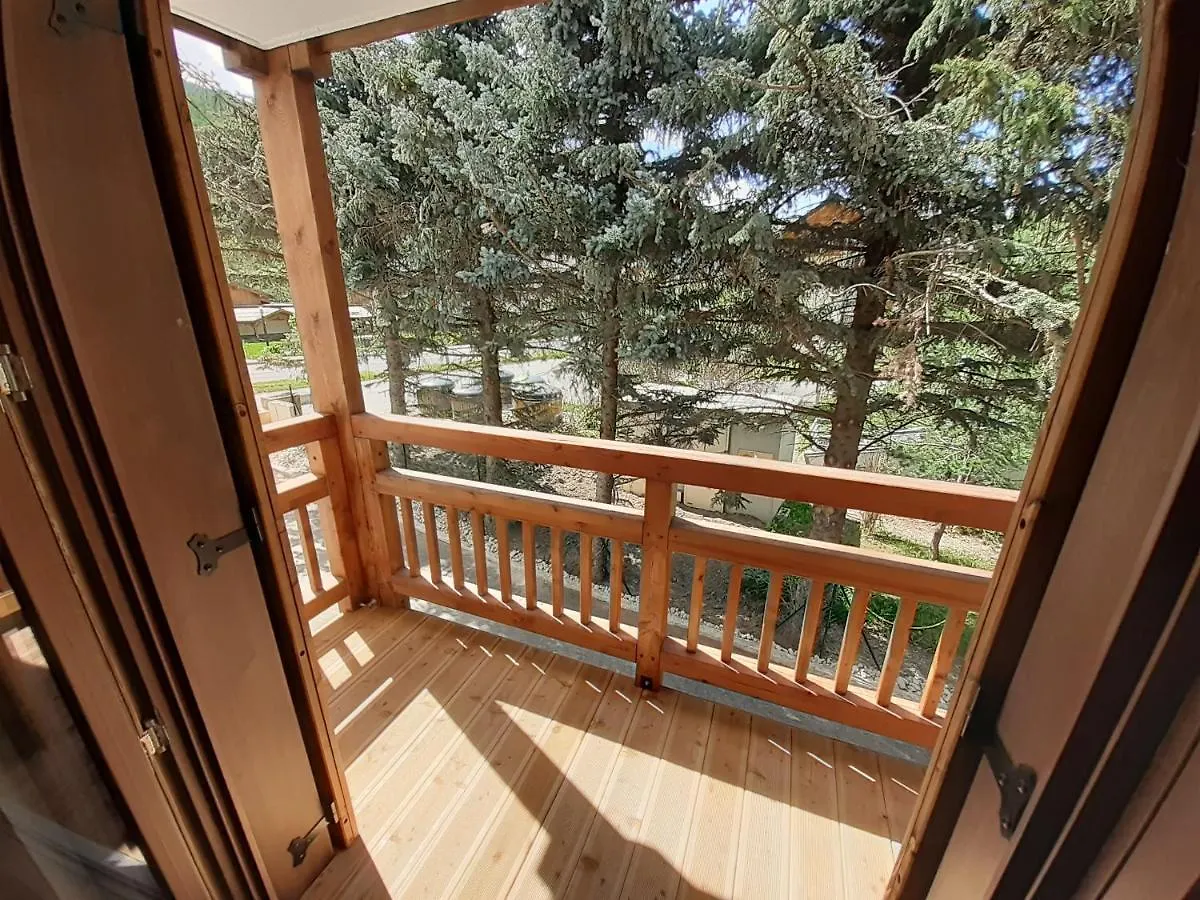 Superbe appartement T3 haut de gamme avec terrasse Saint-Chaffrey 0*,  France